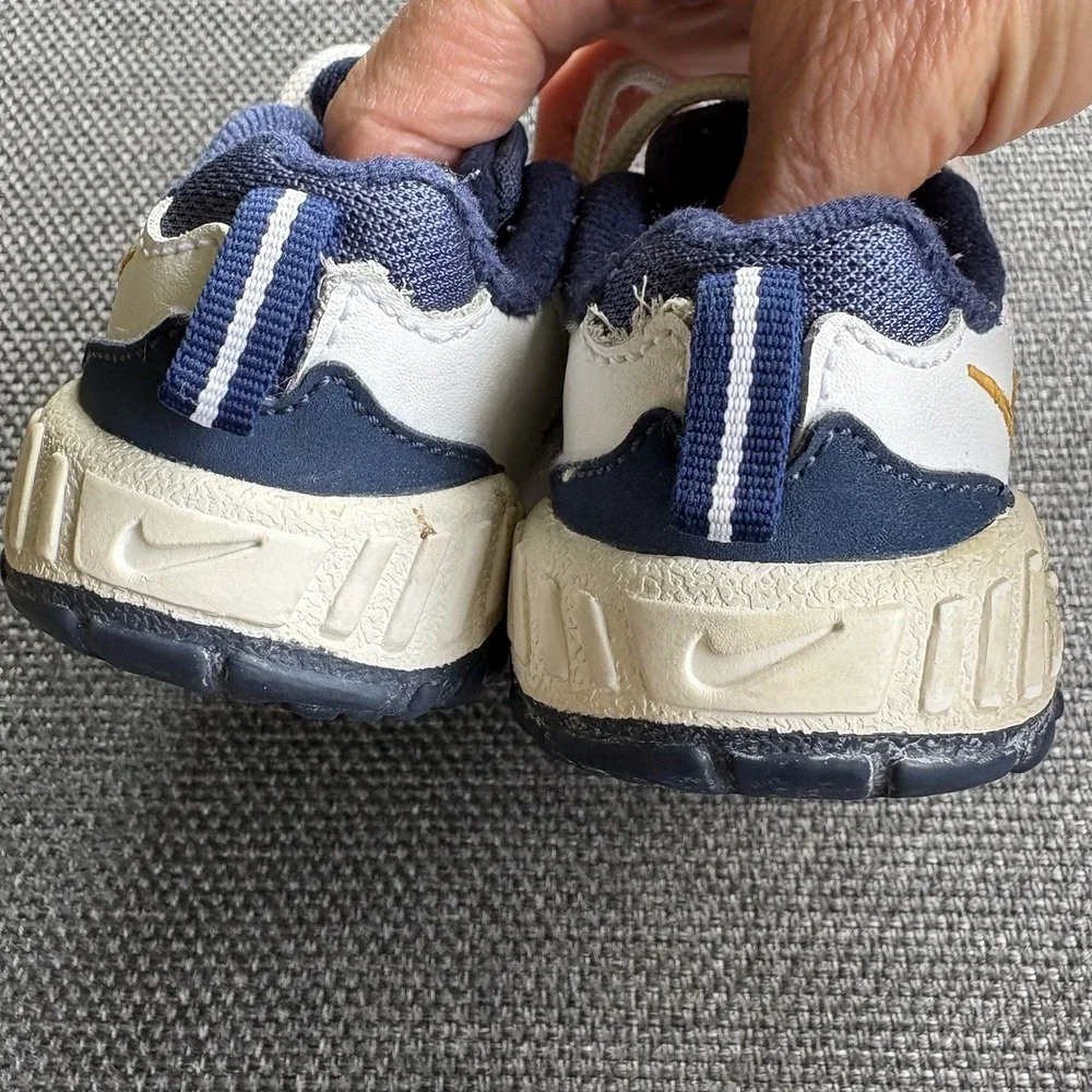 Vintage 1998 Nike Air Windtrailia Baby Toddler Shoes 2C Navy White 850104-141